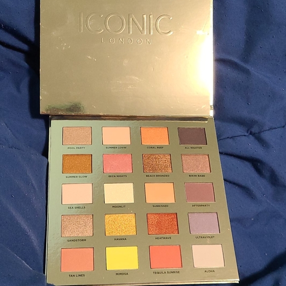 New Iconic London SUNSET TO SUNRISE Eyeshadow Palette Summer  Iconic London Sunset to Sunrise palette